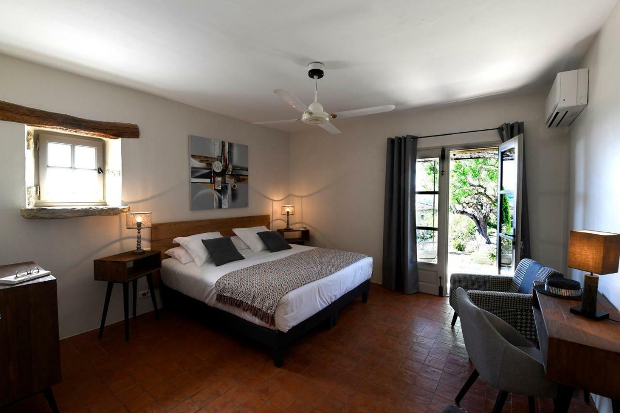 Bed and Breakfast L'Amandiere Gordes Exterior foto