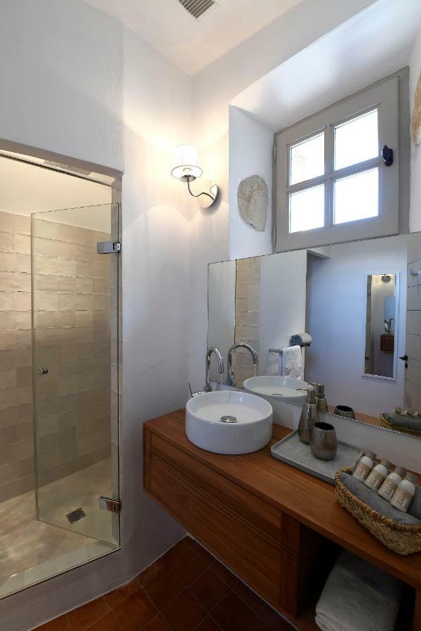 Bed and Breakfast L'Amandiere Gordes Exterior foto