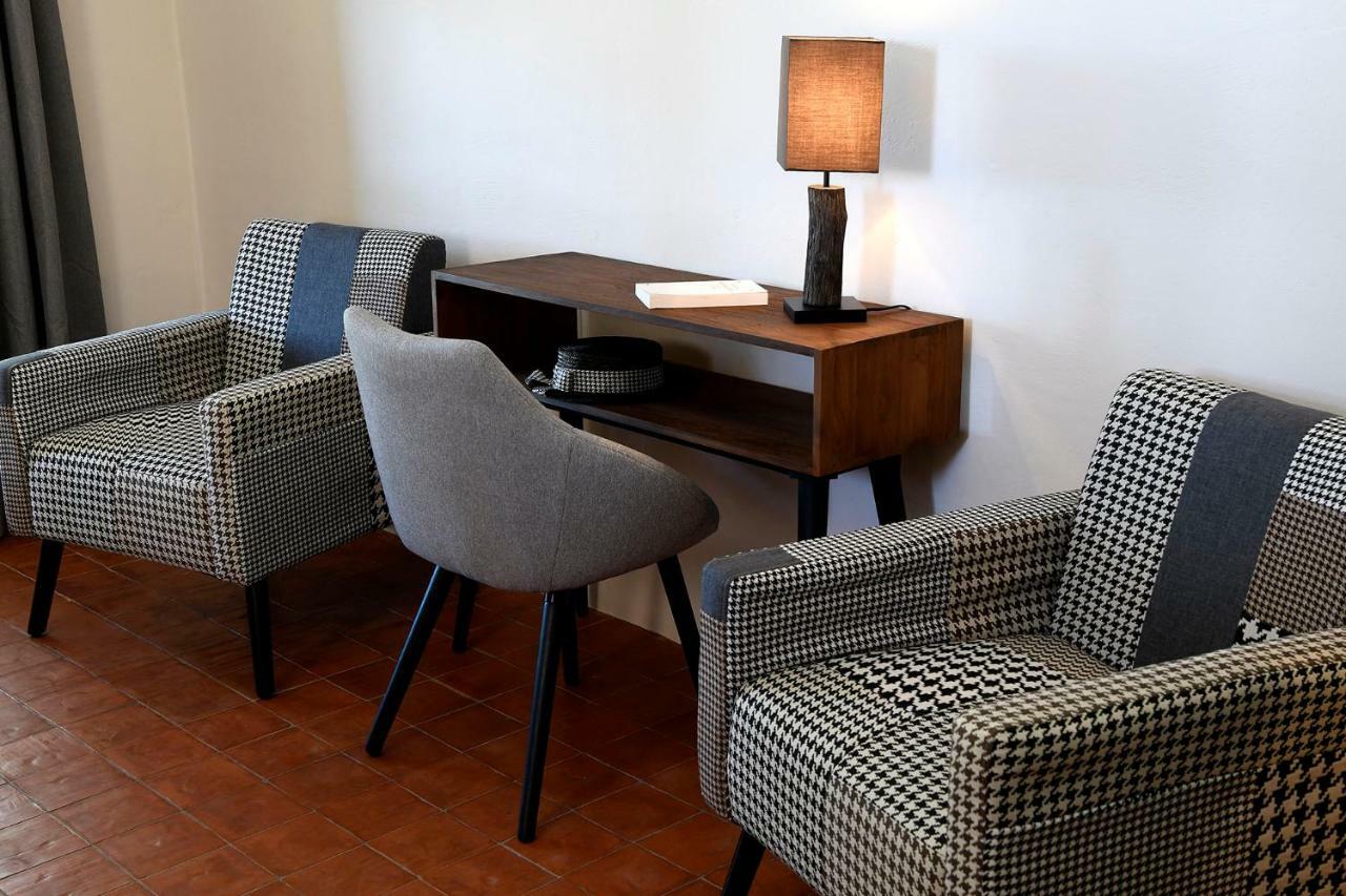 Bed and Breakfast L'Amandiere Gordes Exterior foto